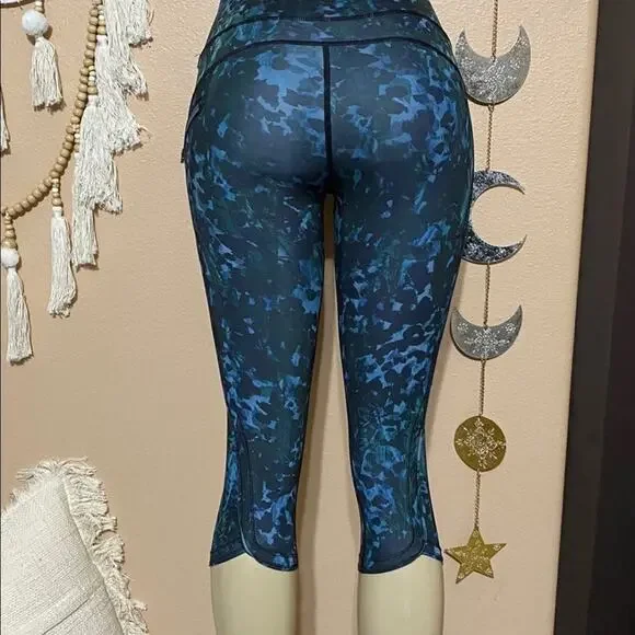 Lululemon leggings - Picture 8 of 9